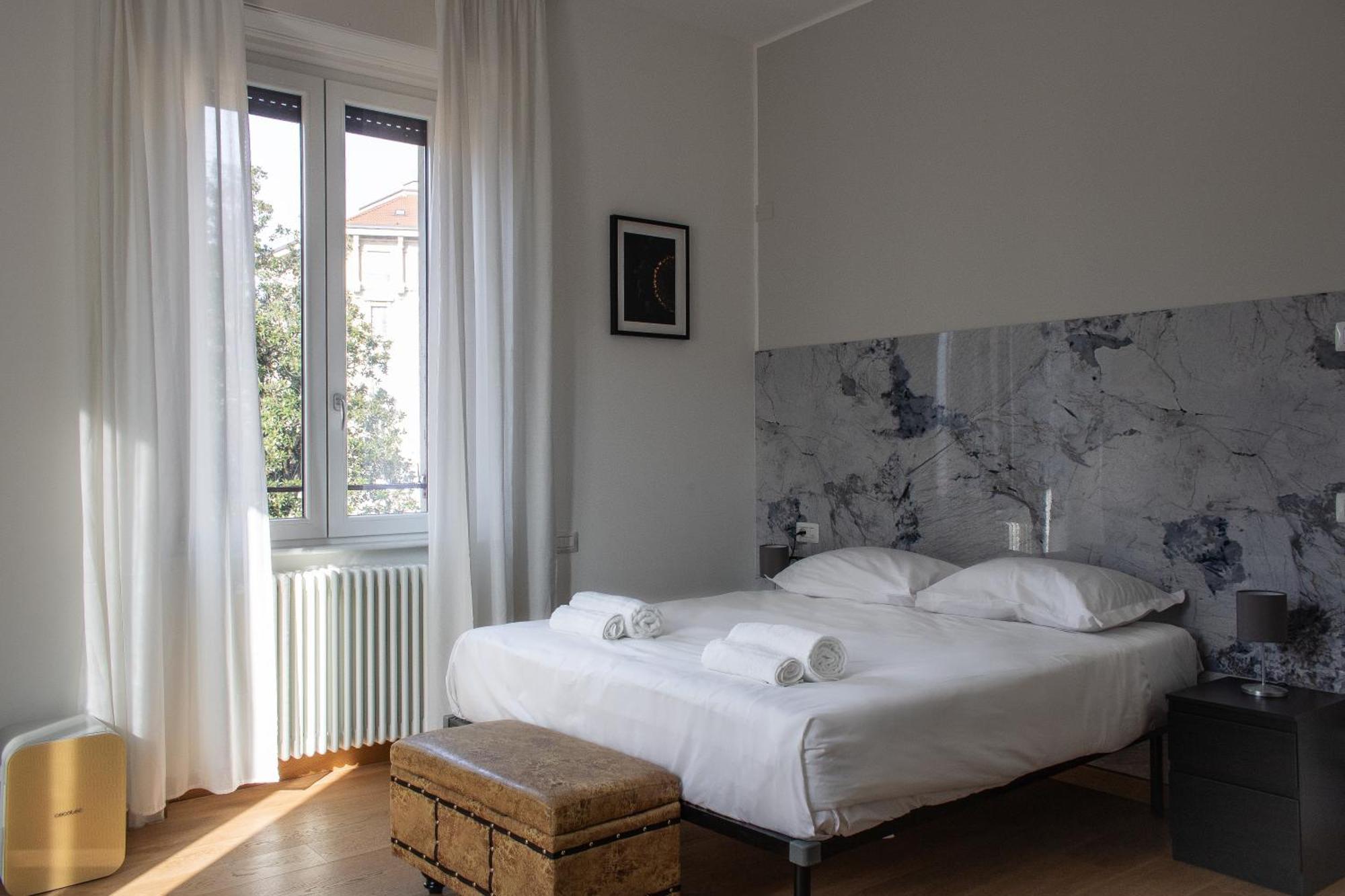 Rrrapido Holy Suites And Rooms - Via Sardegna 米兰 外观 照片