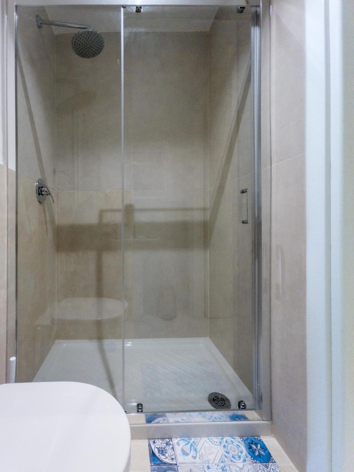 Rrrapido Holy Suites And Rooms - Via Sardegna 米兰 外观 照片