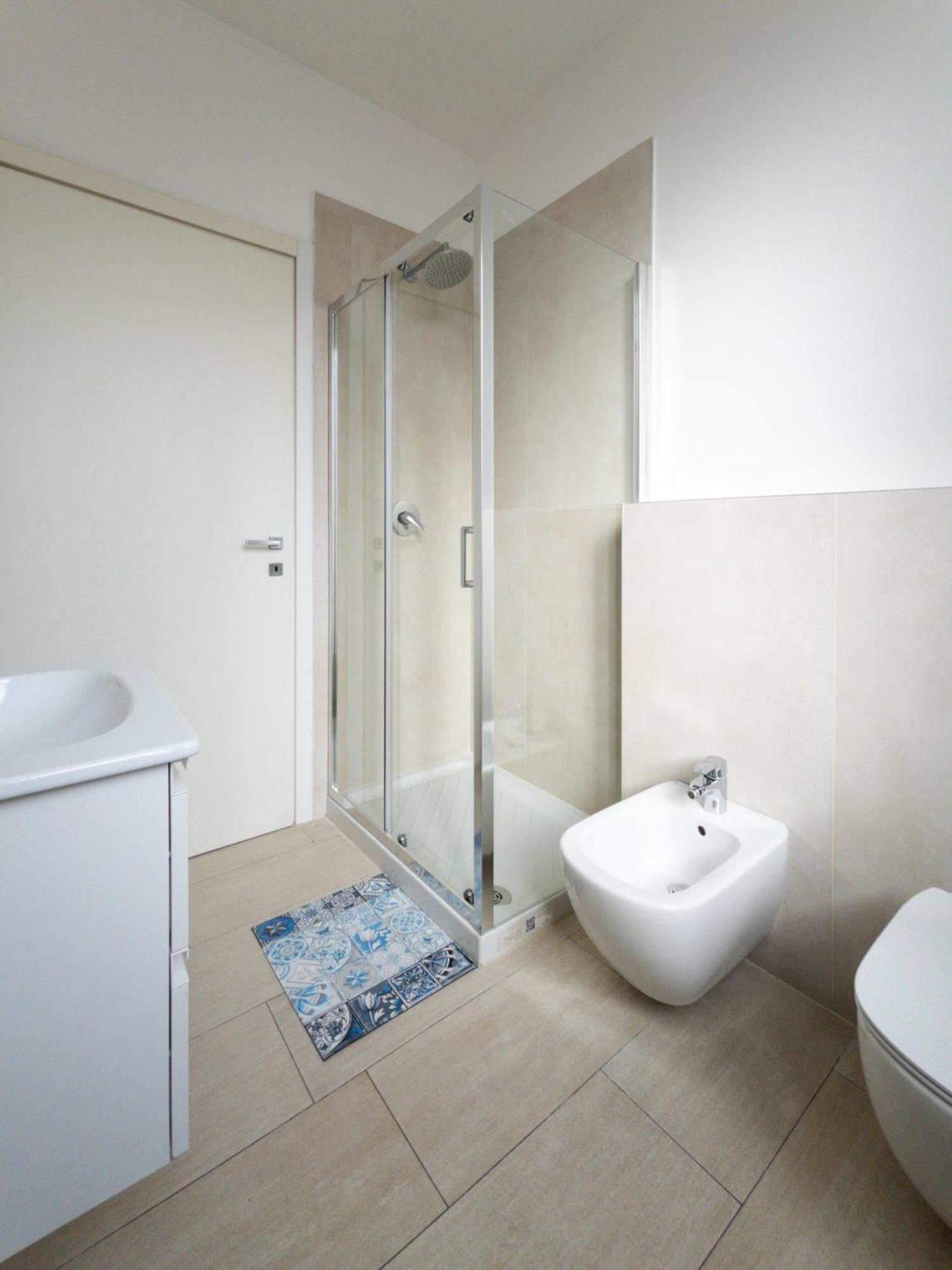 Rrrapido Holy Suites And Rooms - Via Sardegna 米兰 外观 照片